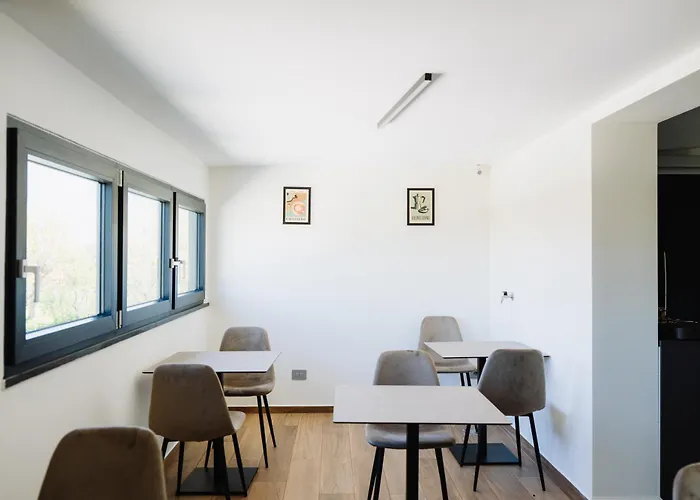 Отель Heaven Striano