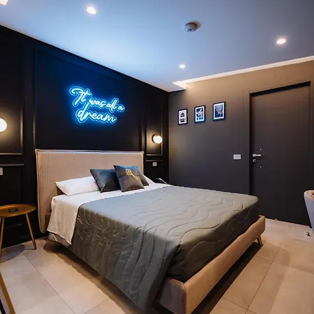 Heaven Hotel