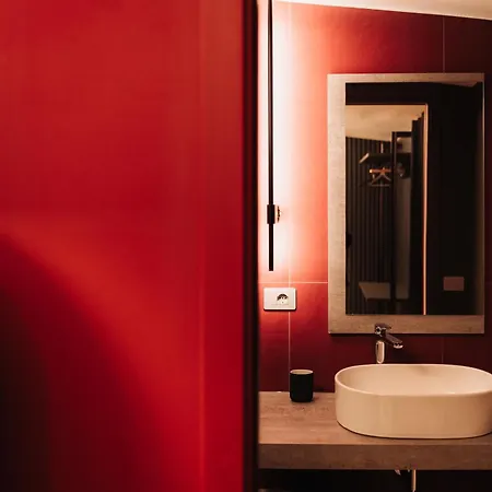 Hotel Heaven *