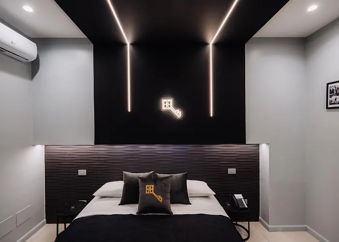Hotel Heaven *